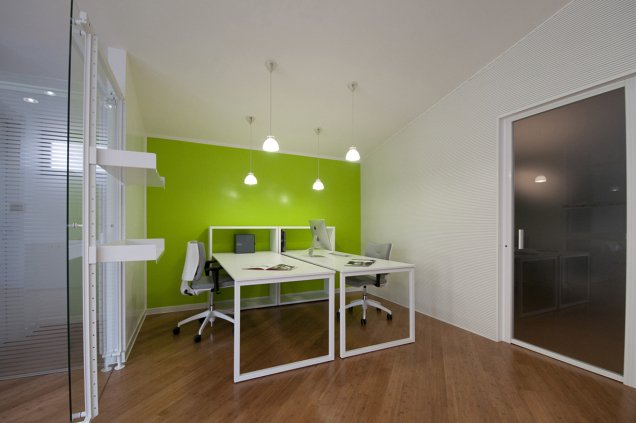 Efrem Contract & Design